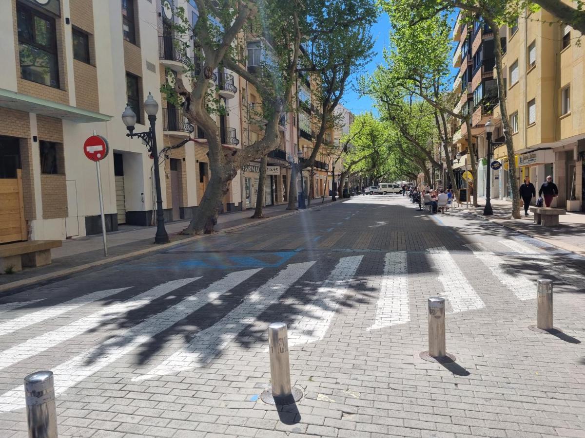Apartamentos En Denia Frente Al Puerto! Экстерьер фото